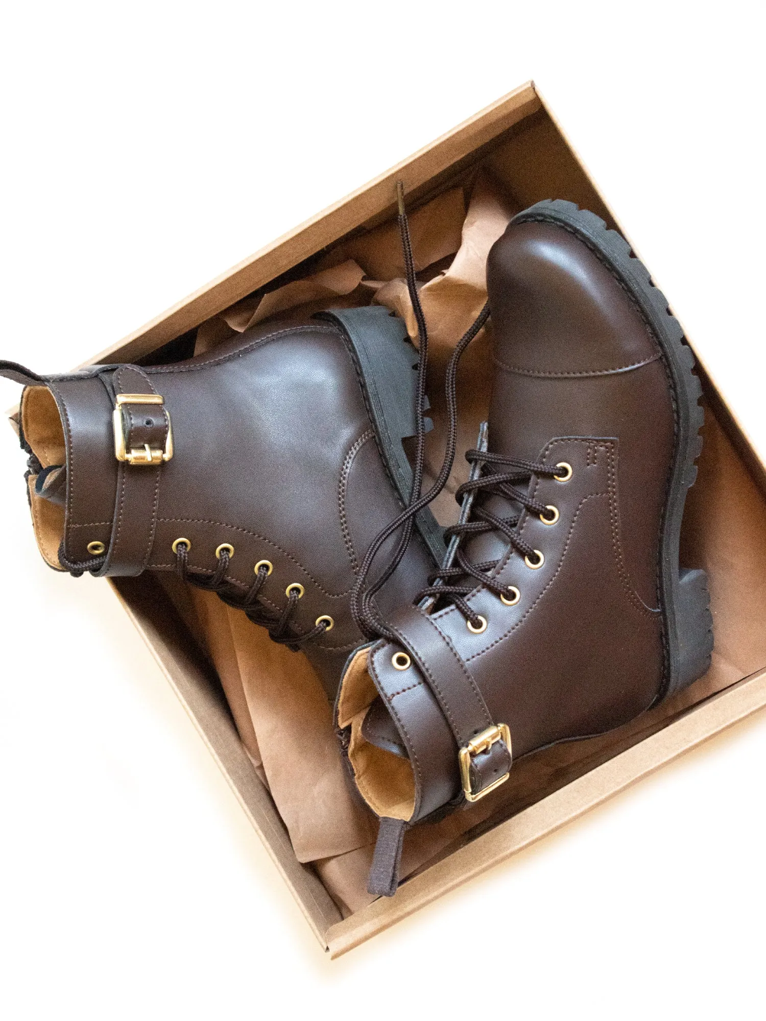 Arbeitsstiefel mit Schnallen
