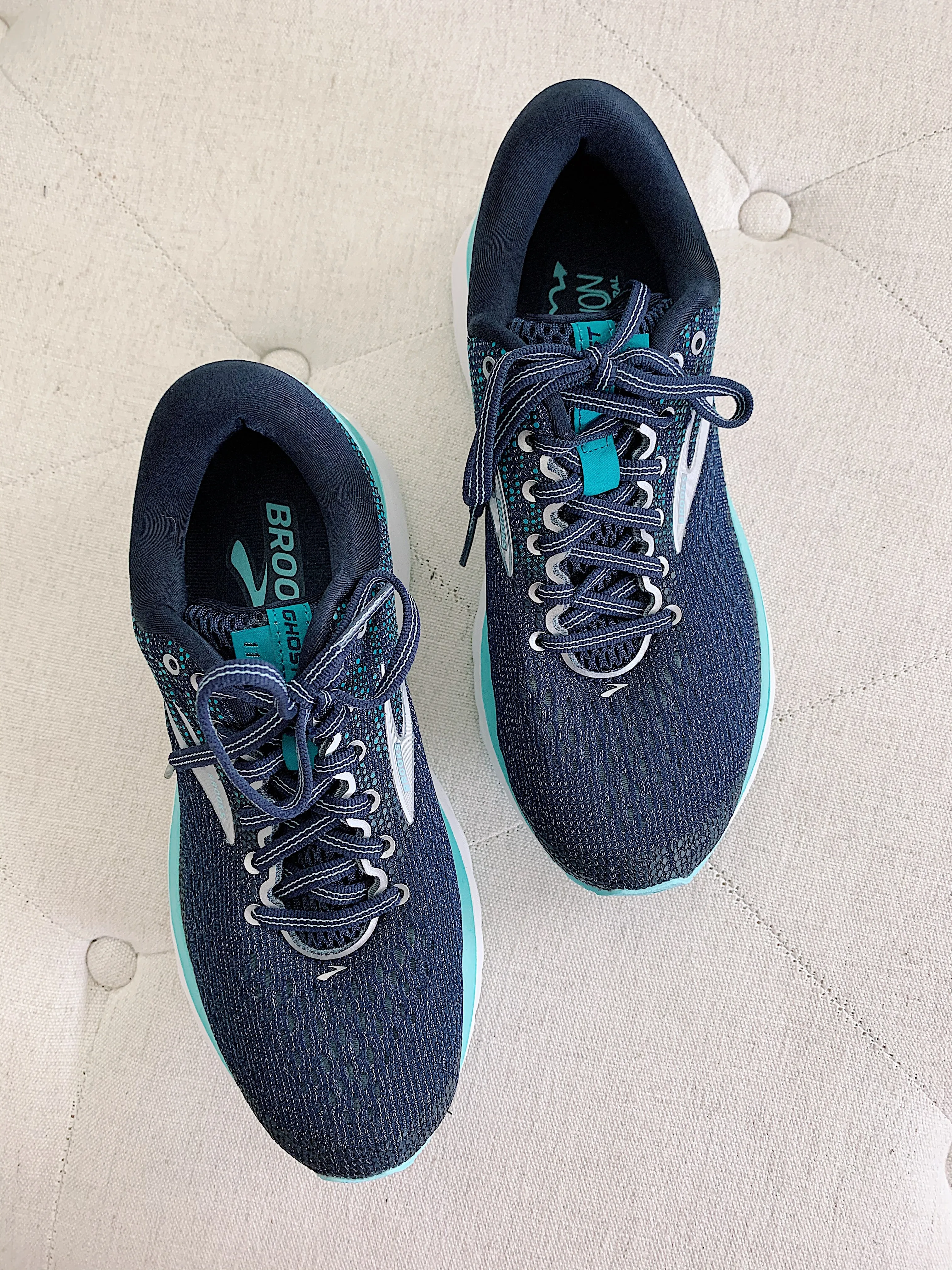 Brooks Running Tennis Sneakers size 7W
