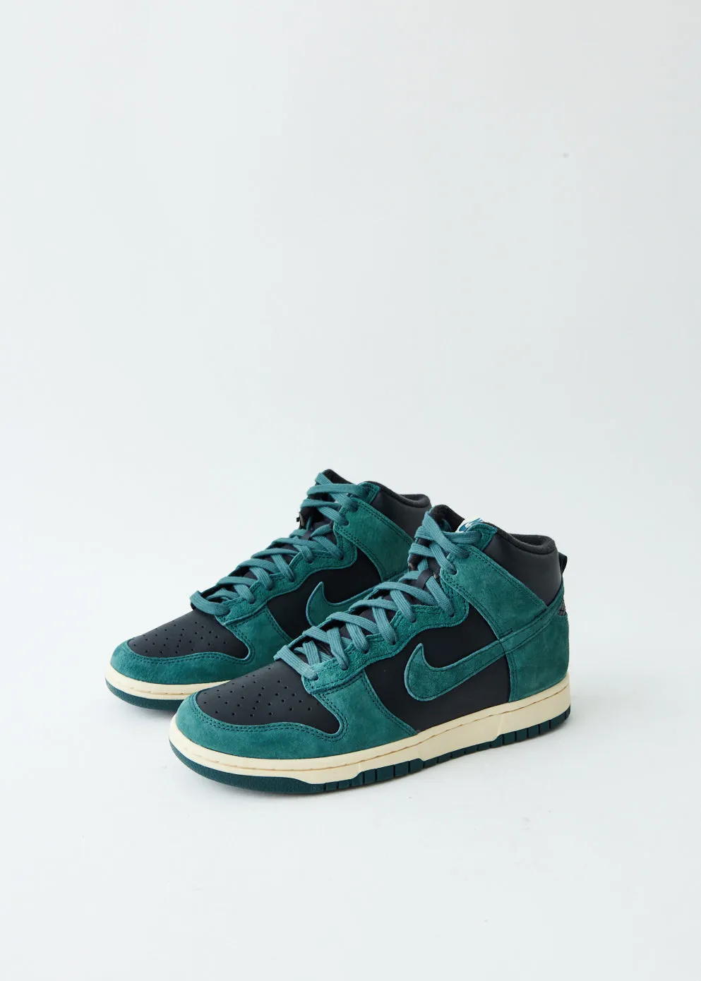 Dunk High Retro Premium Sneakers