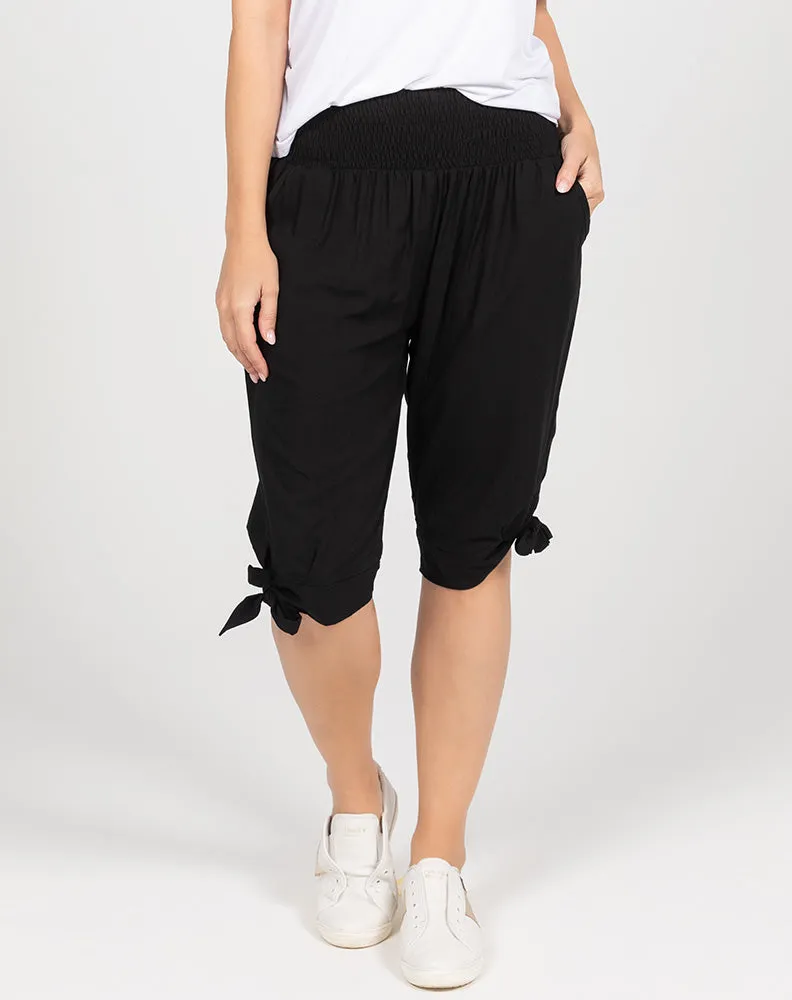 Freez Peace Out Shorts - Black