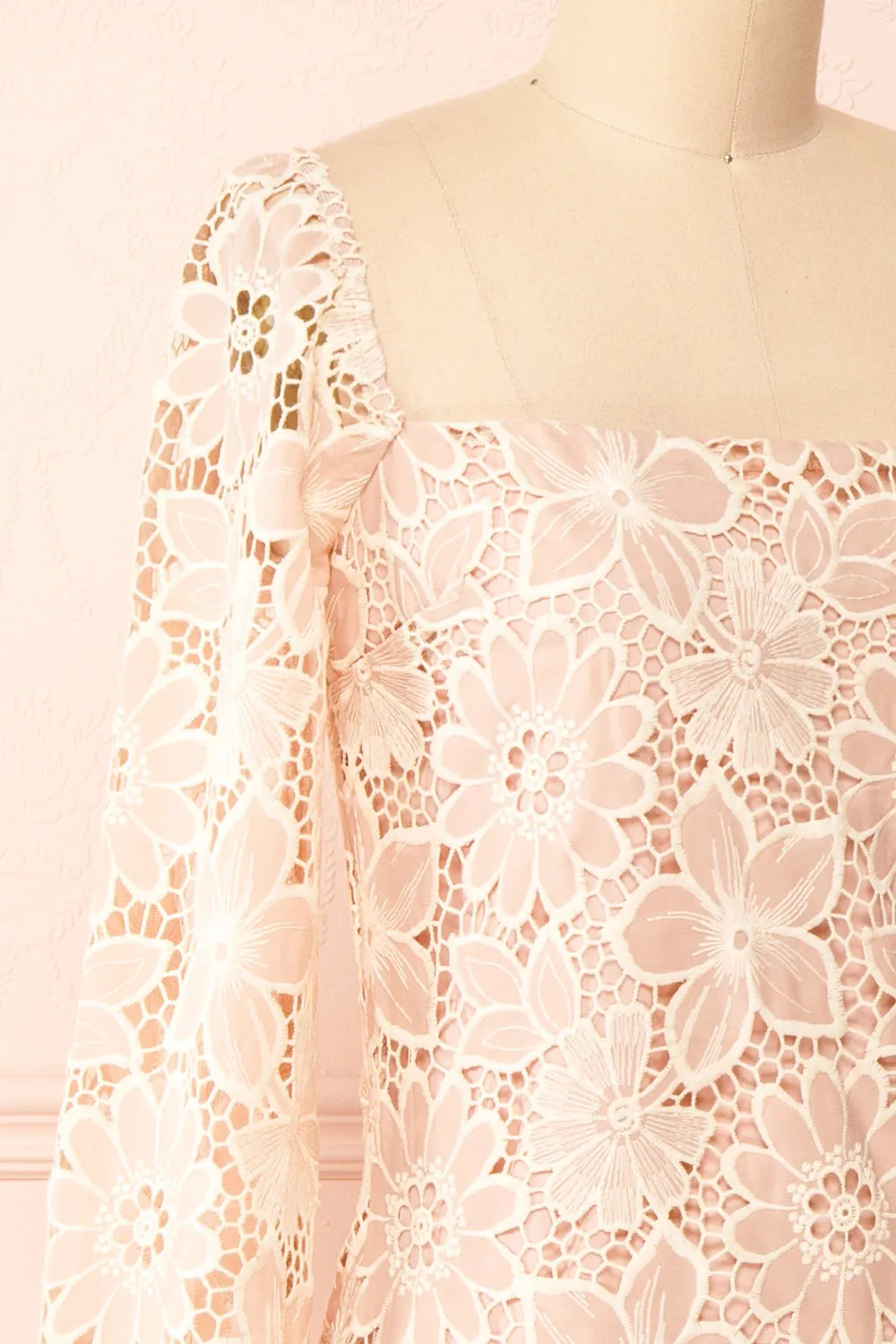 Marie-Liesse | Short Pink Open-Work Lace Dress