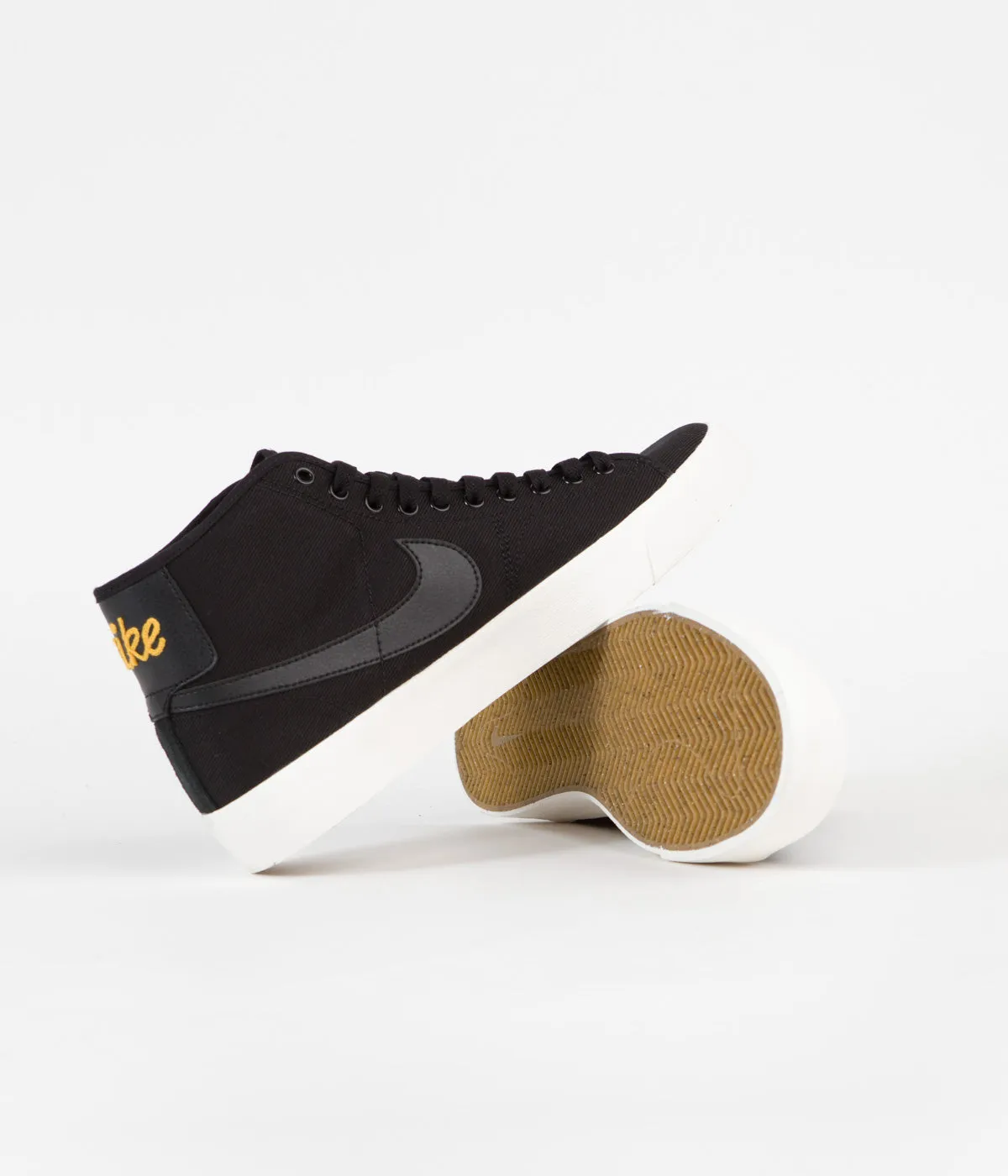 Nike SB Blazer Court Mid Premium Shoes - Black / Black - Black - Sail