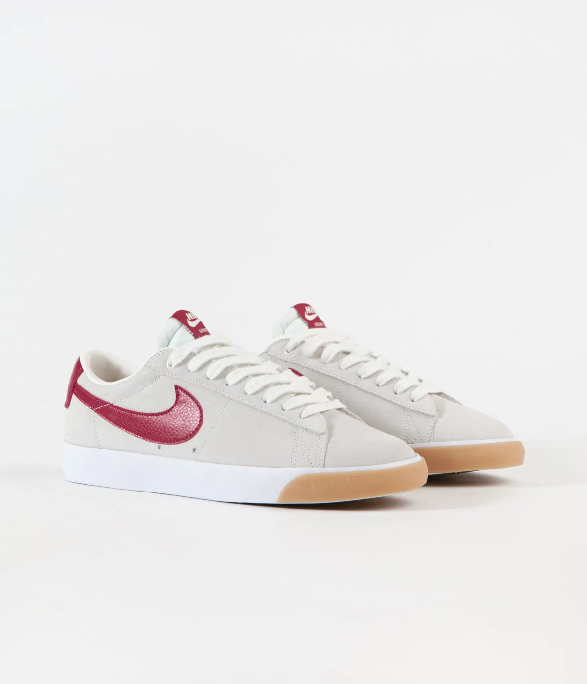 Nike SB Blazer Low GT Shoes - Sail / Cardinal Red - White - Gum Light Brown