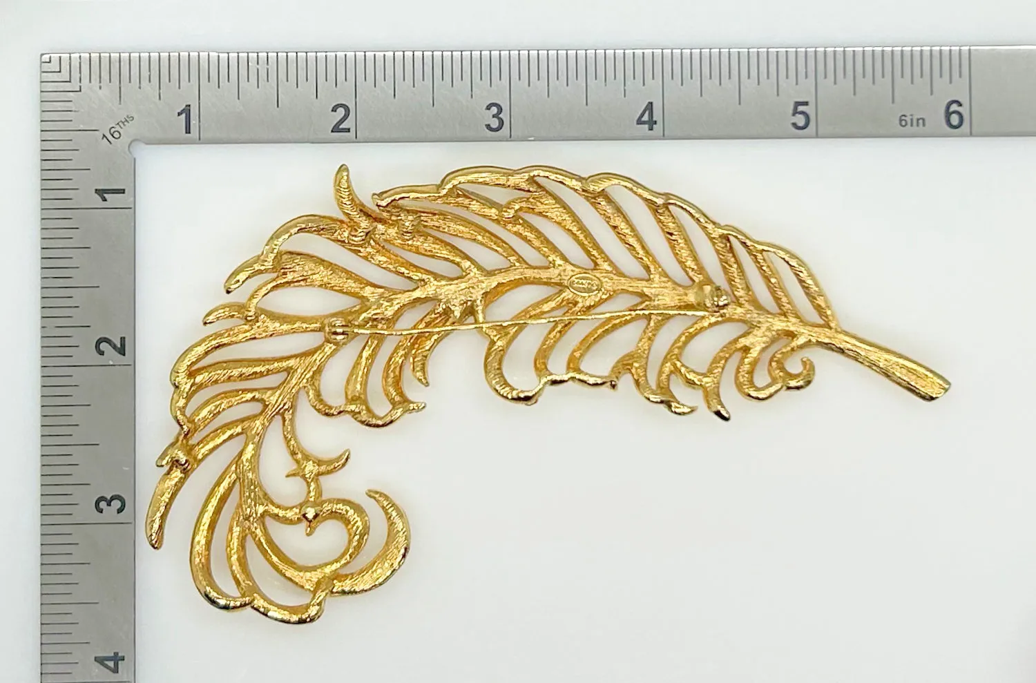 Sleek Vintage Craft Large Golden Feather Brooch