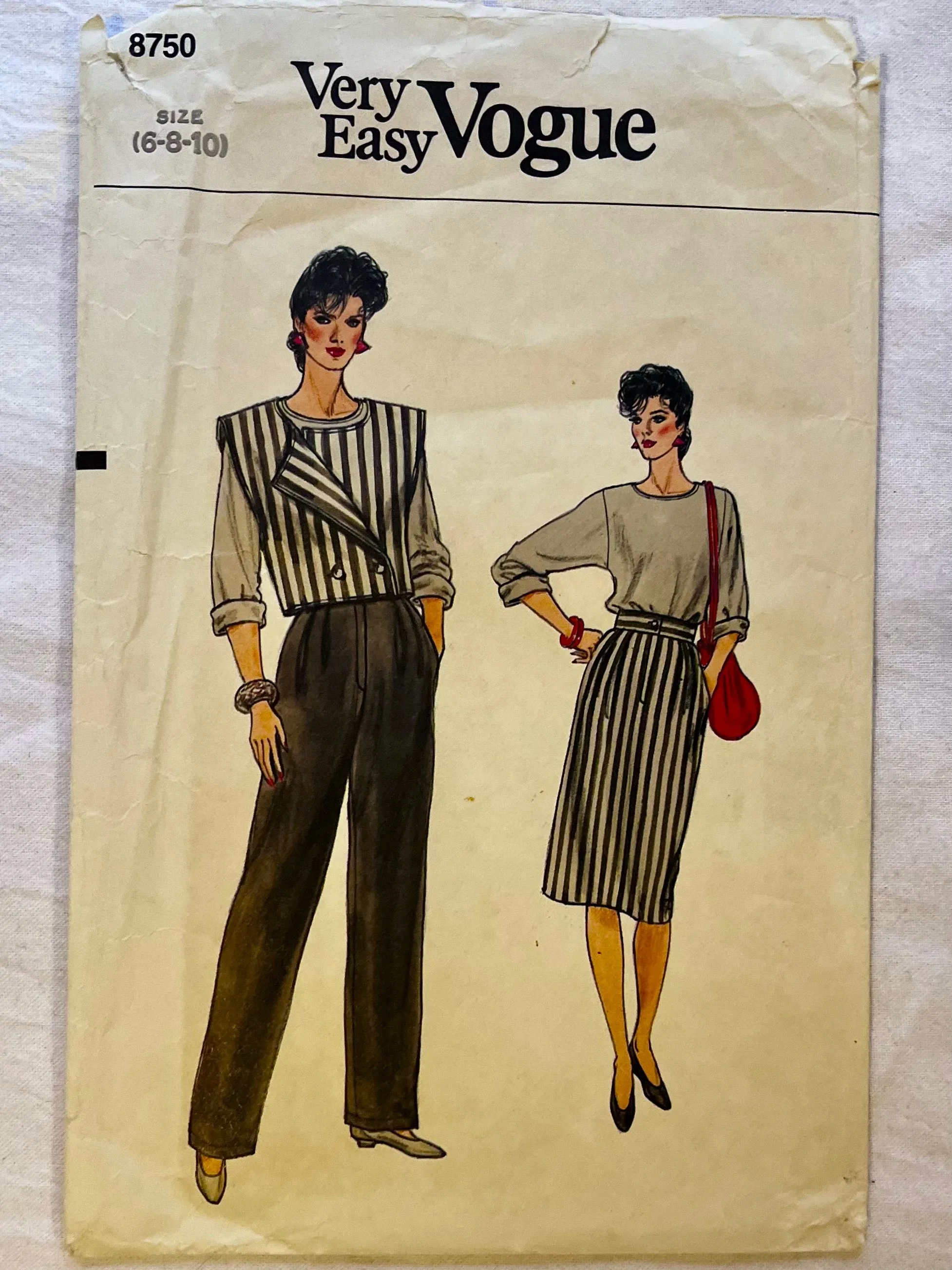 Very Easy Vogue 8750 CUT Adult Casual/Athletic Wear Size 10