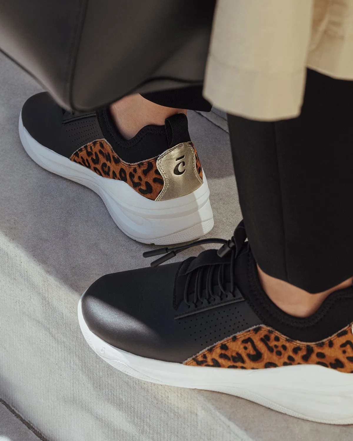 Women's Classic LX - Black / White Leopard