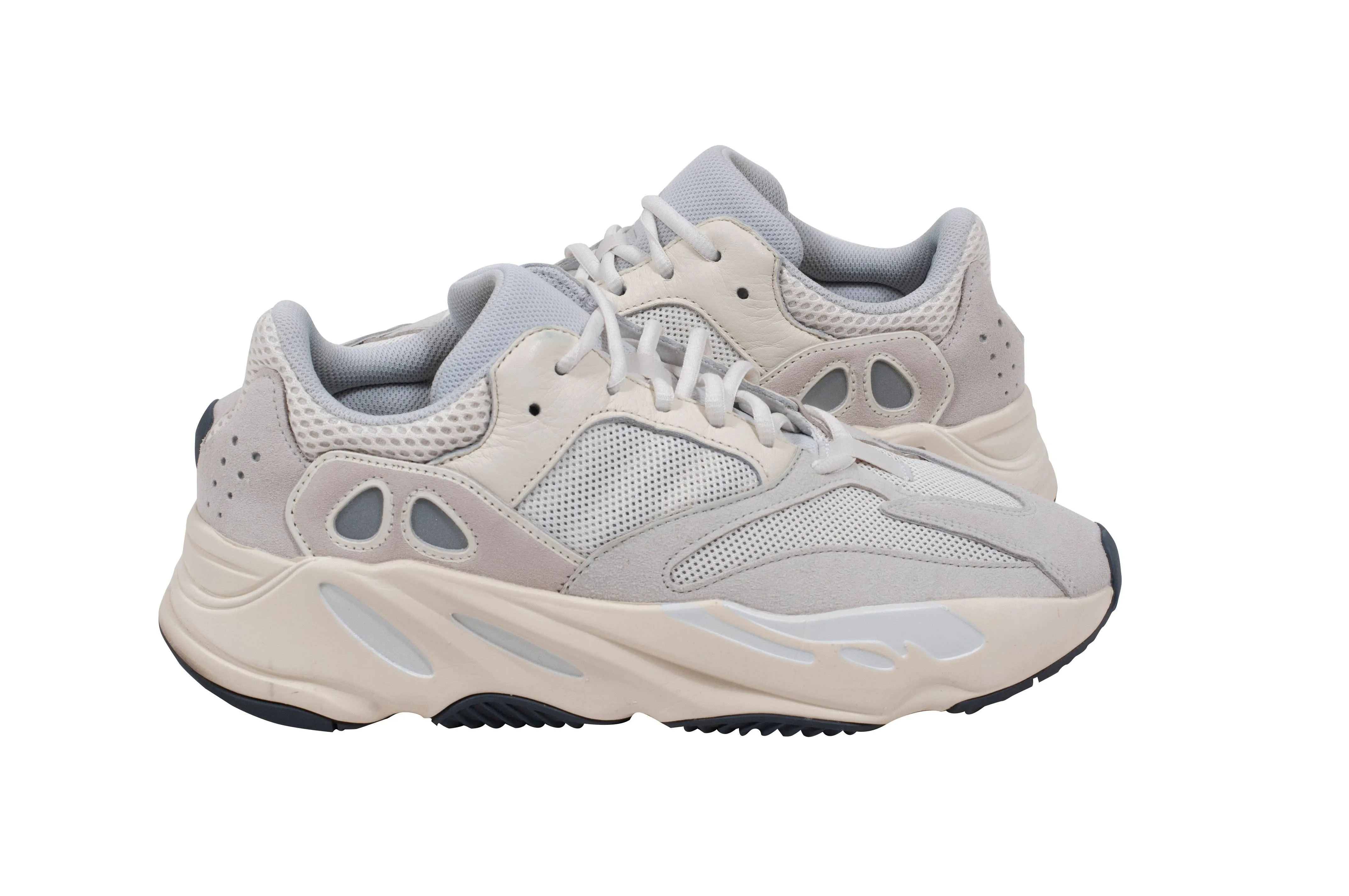 Yeezy Boost 700 Analog